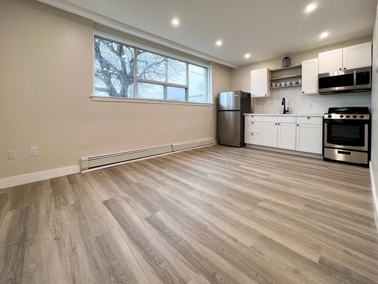 2251 Kipling Avenue - Photo 3 of 10