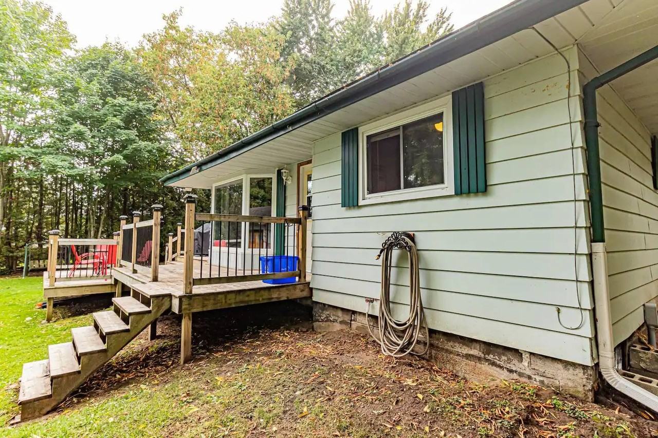 264 Crosby Drive - Photo 3 of 19