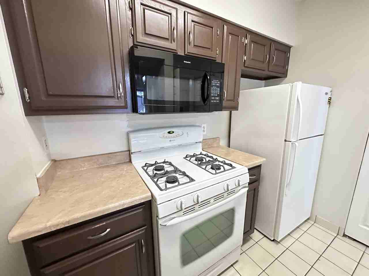 147 Kelton St #311 - Photo 6 of 32