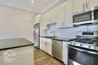 927 W Irving Park Rd #305 - Photo 1 of 1