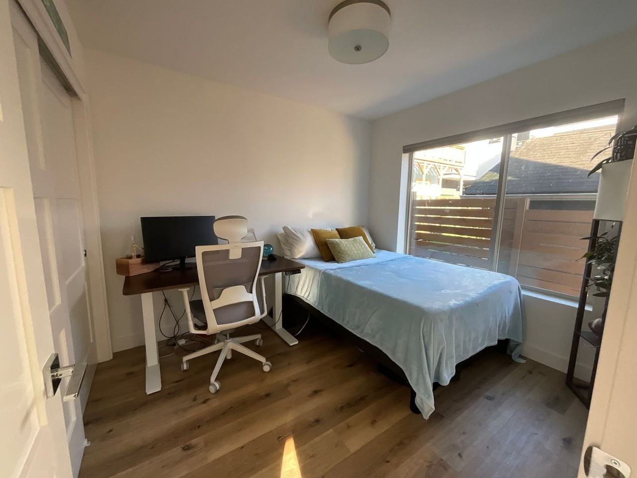 937 Nw 56th St #B - Photo 5 of 30