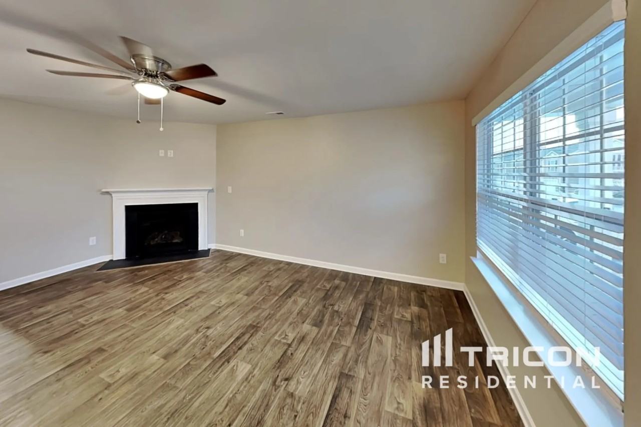 2688 2688 McIntosh Street Dallas NC - Photo 2 of 15
