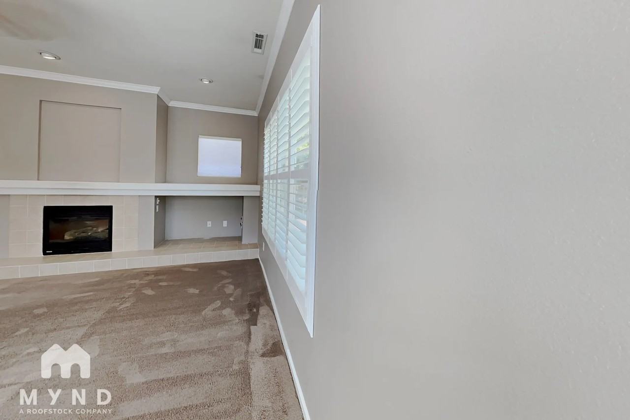 9660 Rolling Rock Way - Photo 3 of 43