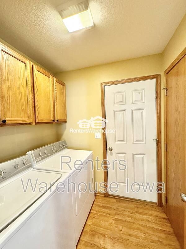 2011 E 1st Ave - Photo 2 of 18