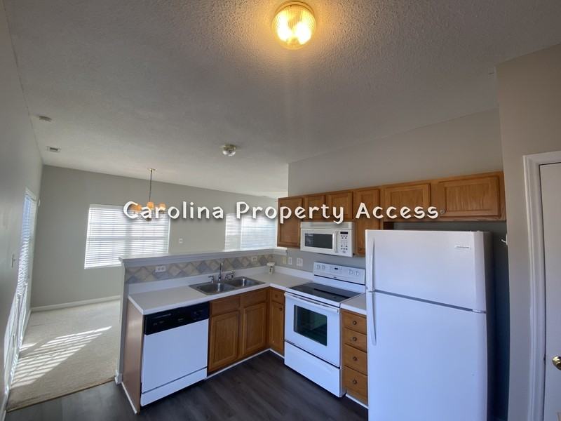 1212 Red Ash Cir - Photo 7 of 8