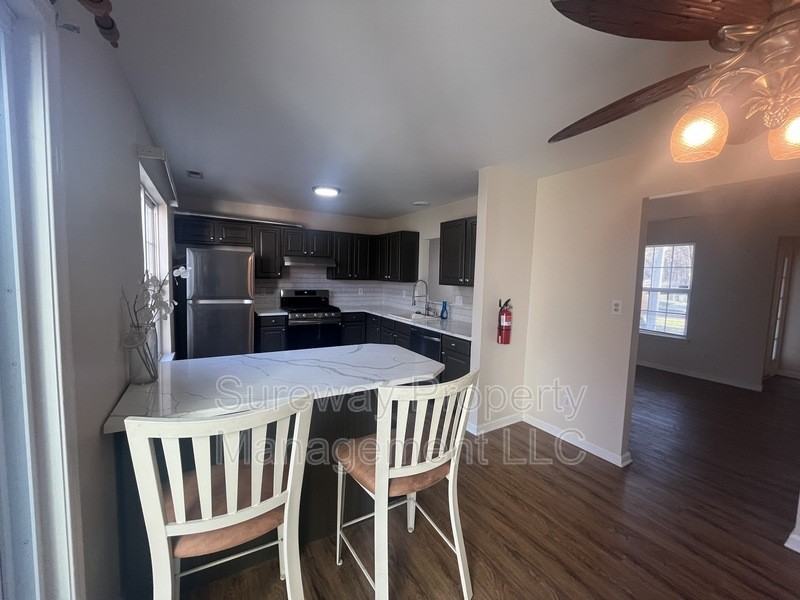 44 Magnolia Ct - Photo 3 of 13