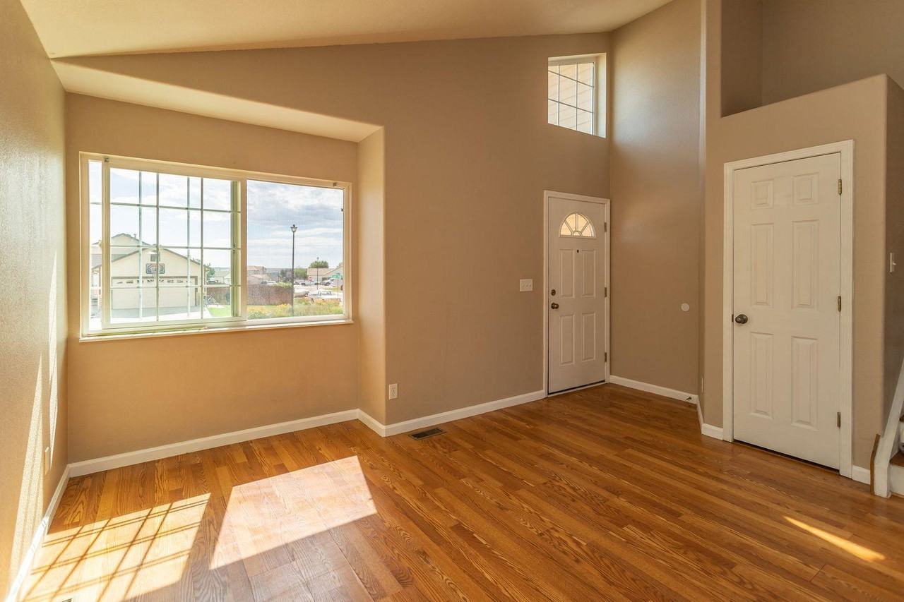 7284 Coral Ridge Dr - Photo 3 of 50