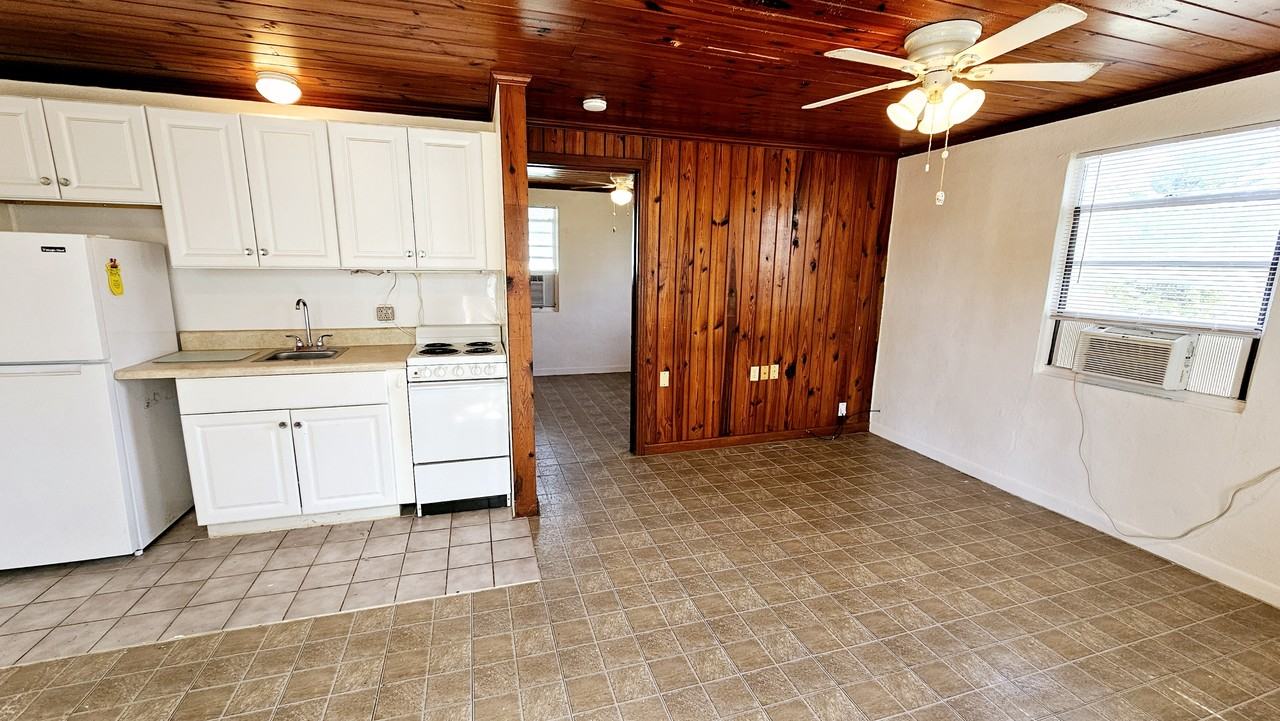 19 N Mango St #B - Photo 4 of 20