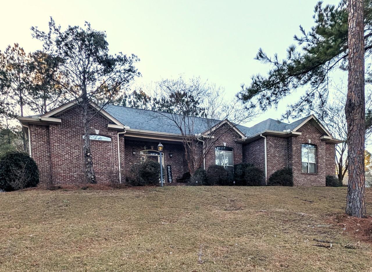 307 Romar Pl - Photo 2 of 50