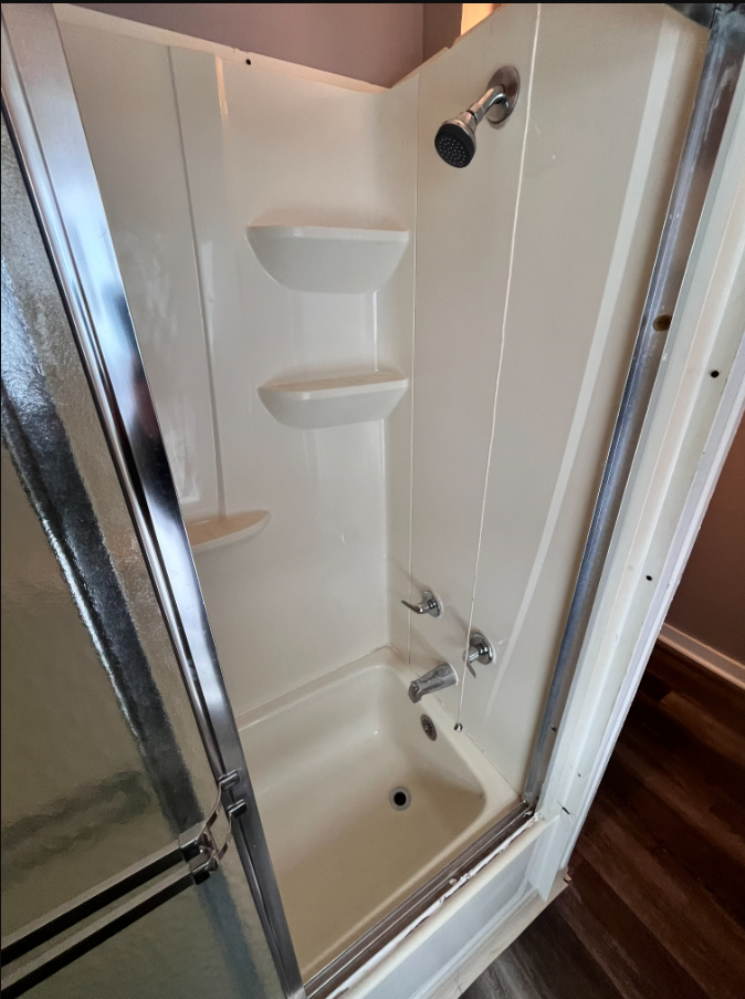 322 Plymouth Ave - Photo 3 of 11