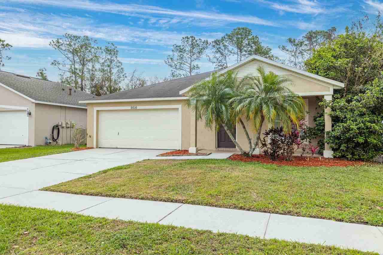 9516 Hamlet Ln - Photo 3 of 29