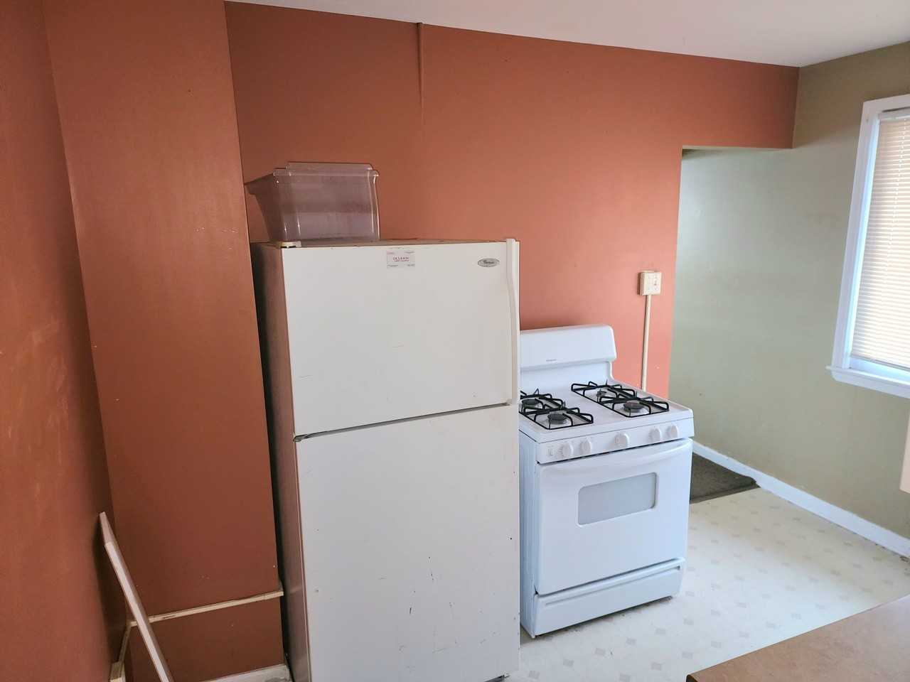 15361 Sorrento St - Photo 5 of 8