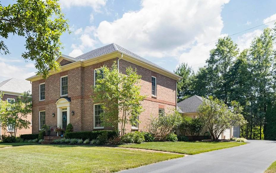 3488 Willow Grv - Photo 3 of 50