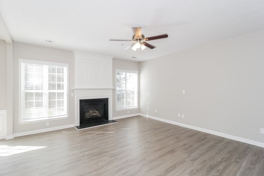 191 Regent Pl - Photo 5 of 17