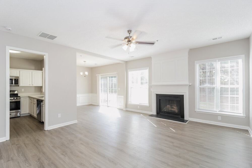 191 Regent Pl - Photo 7 of 17