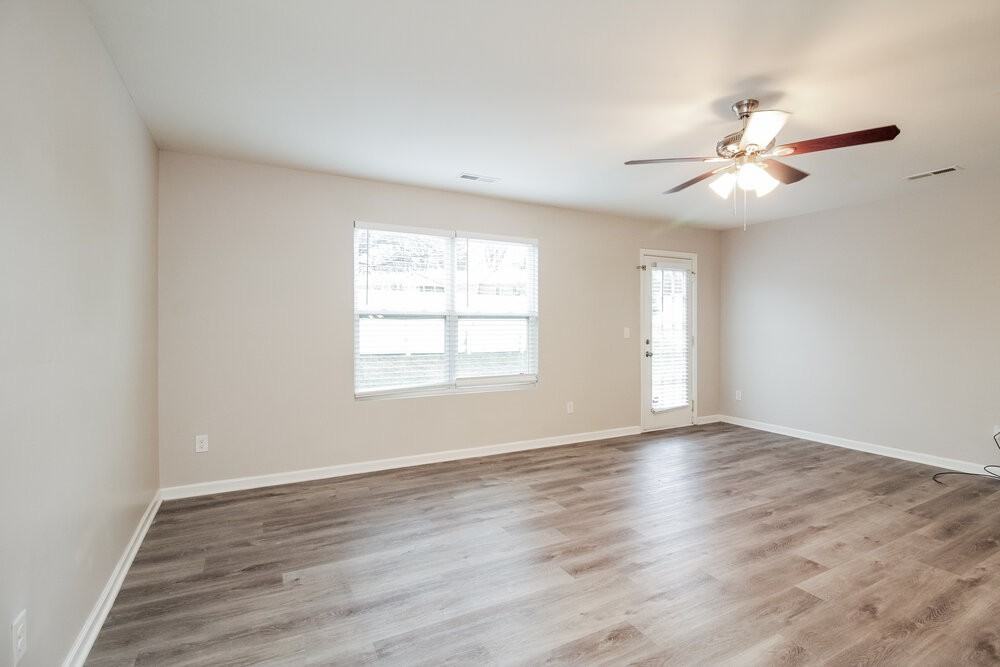 916 Harrier Rd - Photo 6 of 17