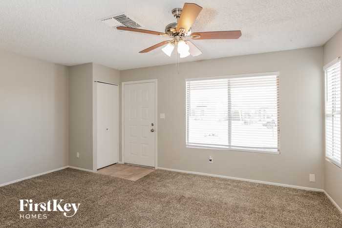 20238 N 14th Ave - Photo 2 of 16