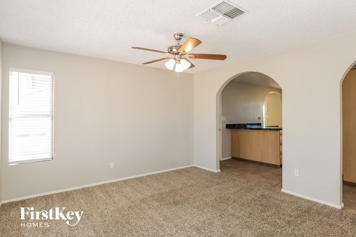 20238 N 14th Ave - Photo 3 of 16