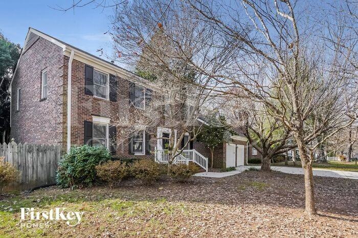 2411 Quaker Landing Rd - Photo 2 of 15