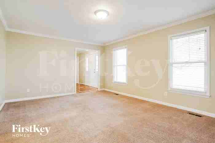 2411 Quaker Landing Rd - Photo 3 of 15