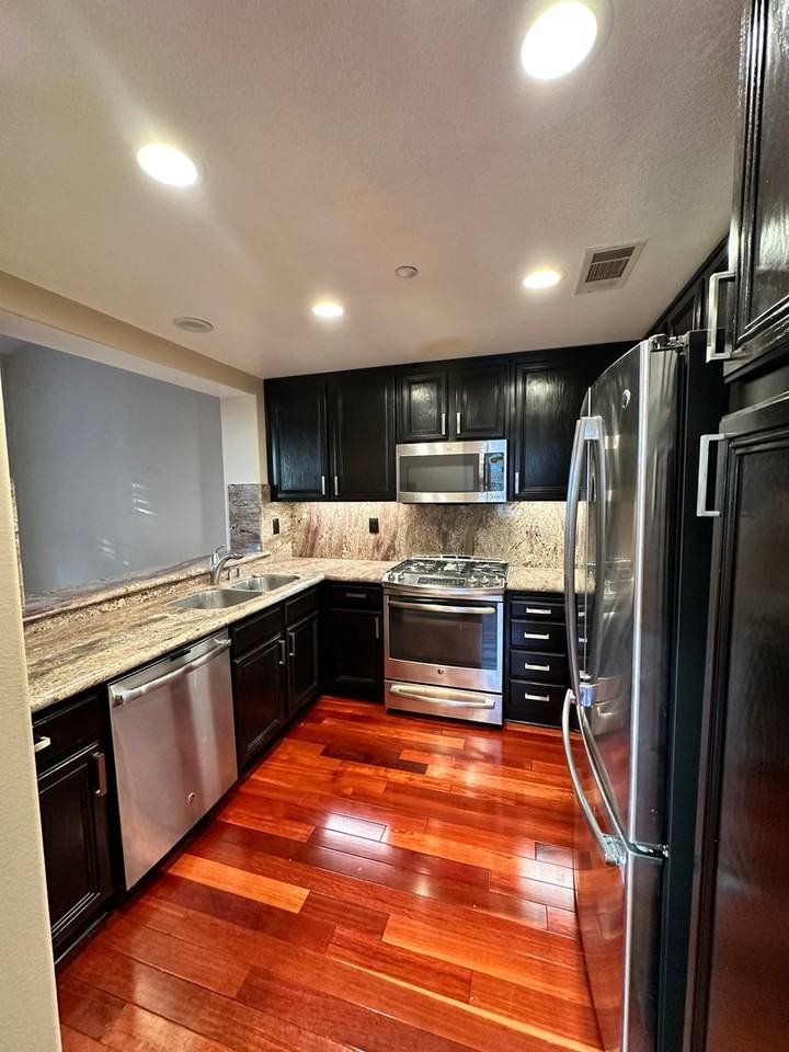 722 Timberwood - Photo 2 of 21