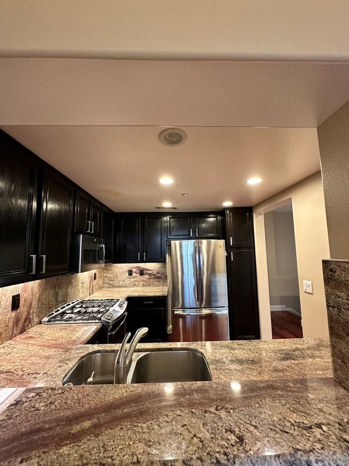 722 Timberwood - Photo 3 of 21