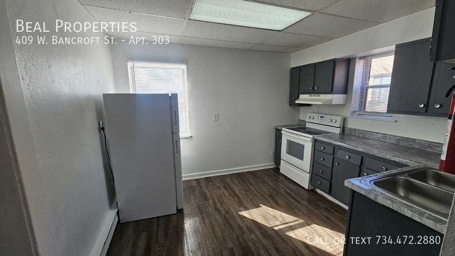 409 W Bancroft St #303 - Photo 2 of 10