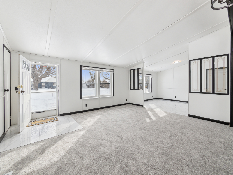 1567 Brookline St - Photo 2 of 14