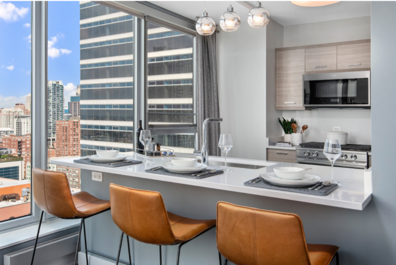 300 North Canal Street - Photo 2 of 10