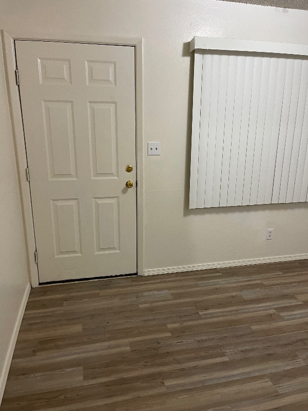 1009 E Green Ave #C - Photo 3 of 4