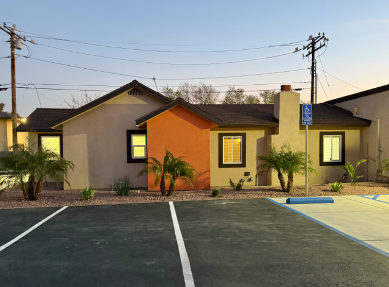 7893 Sierra Avenue #B - Photo 3 of 20