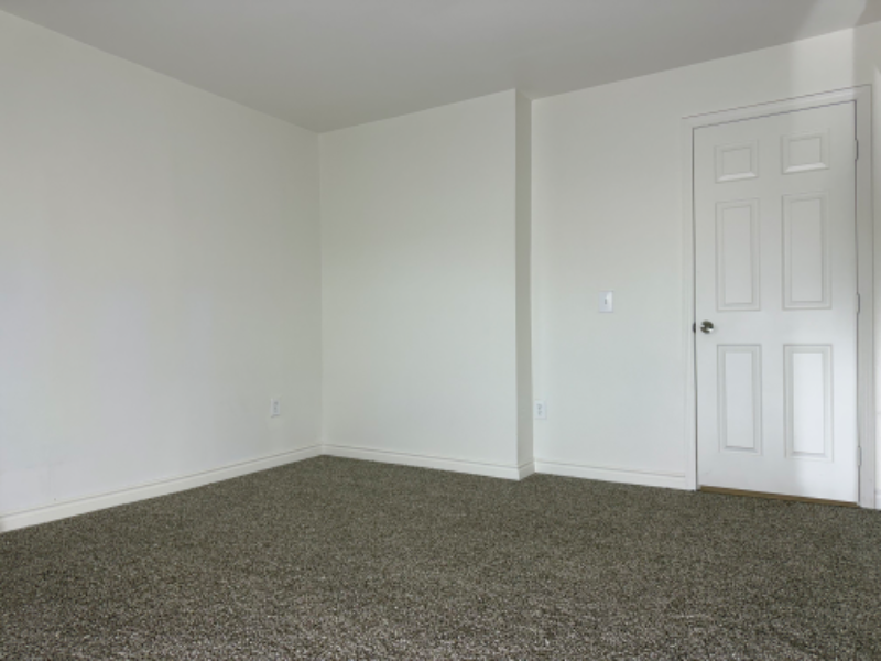 7893 Sierra Avenue #B - Photo 6 of 20