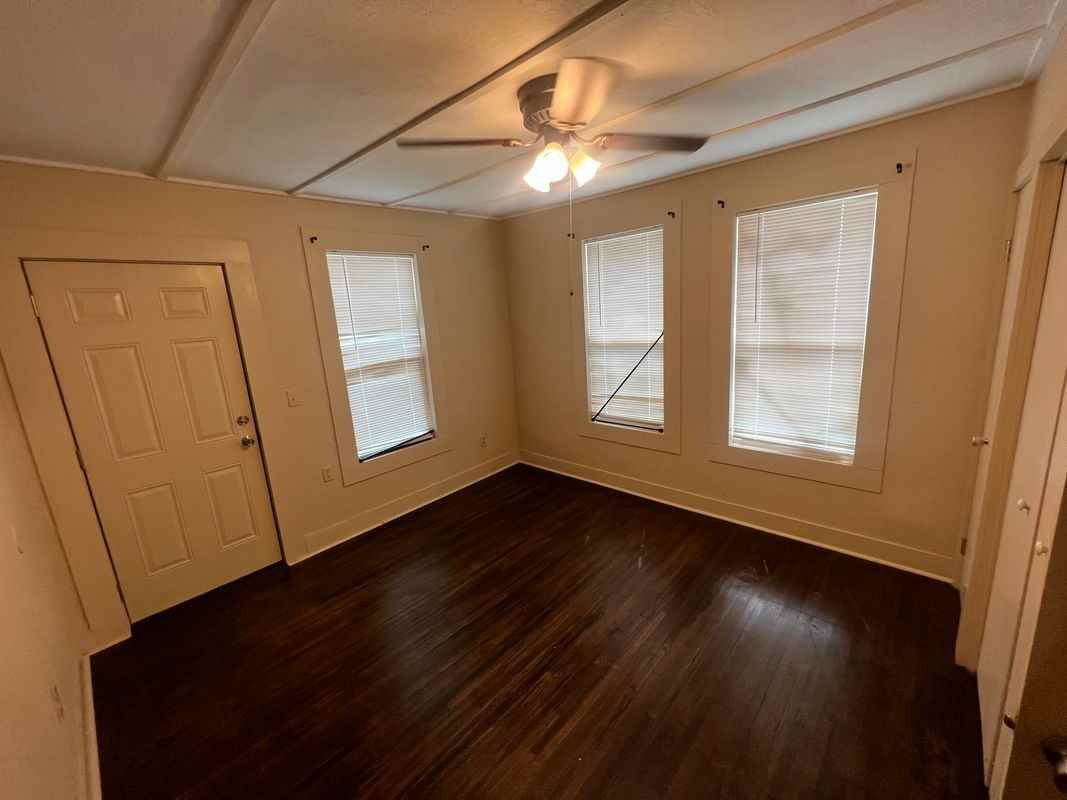 106B N Kellie Ave - Photo 3 of 16