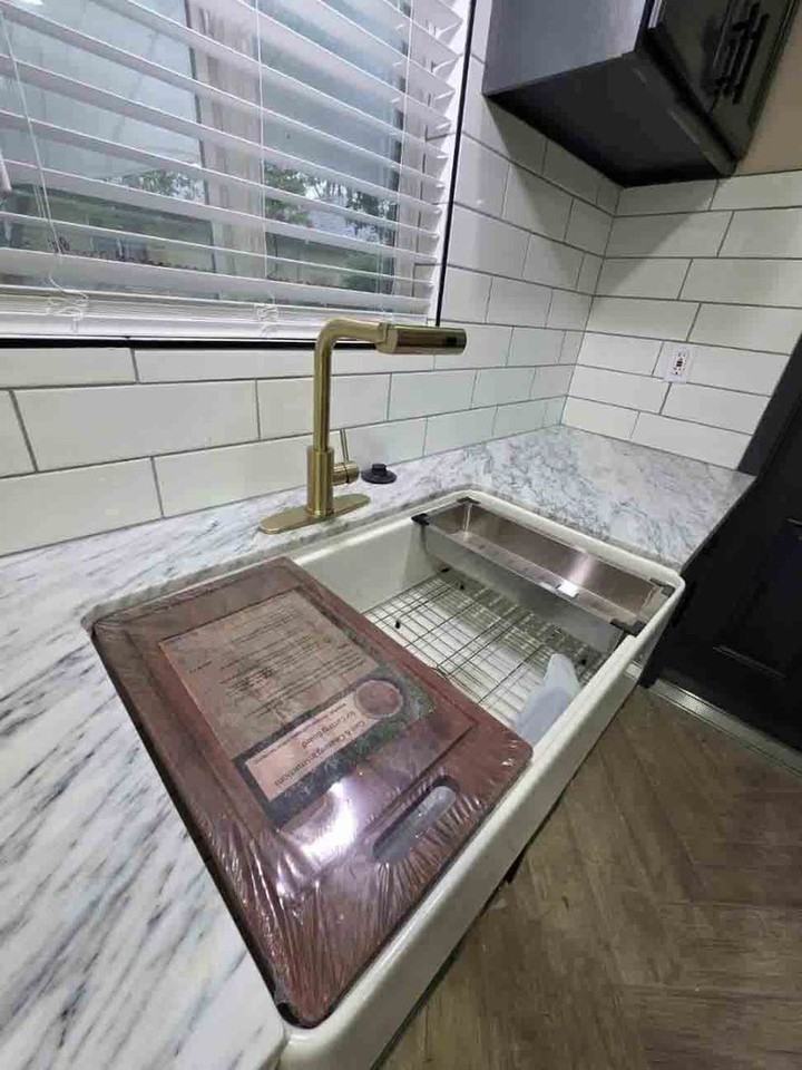 5506 23rd St - Photo 7 of 20
