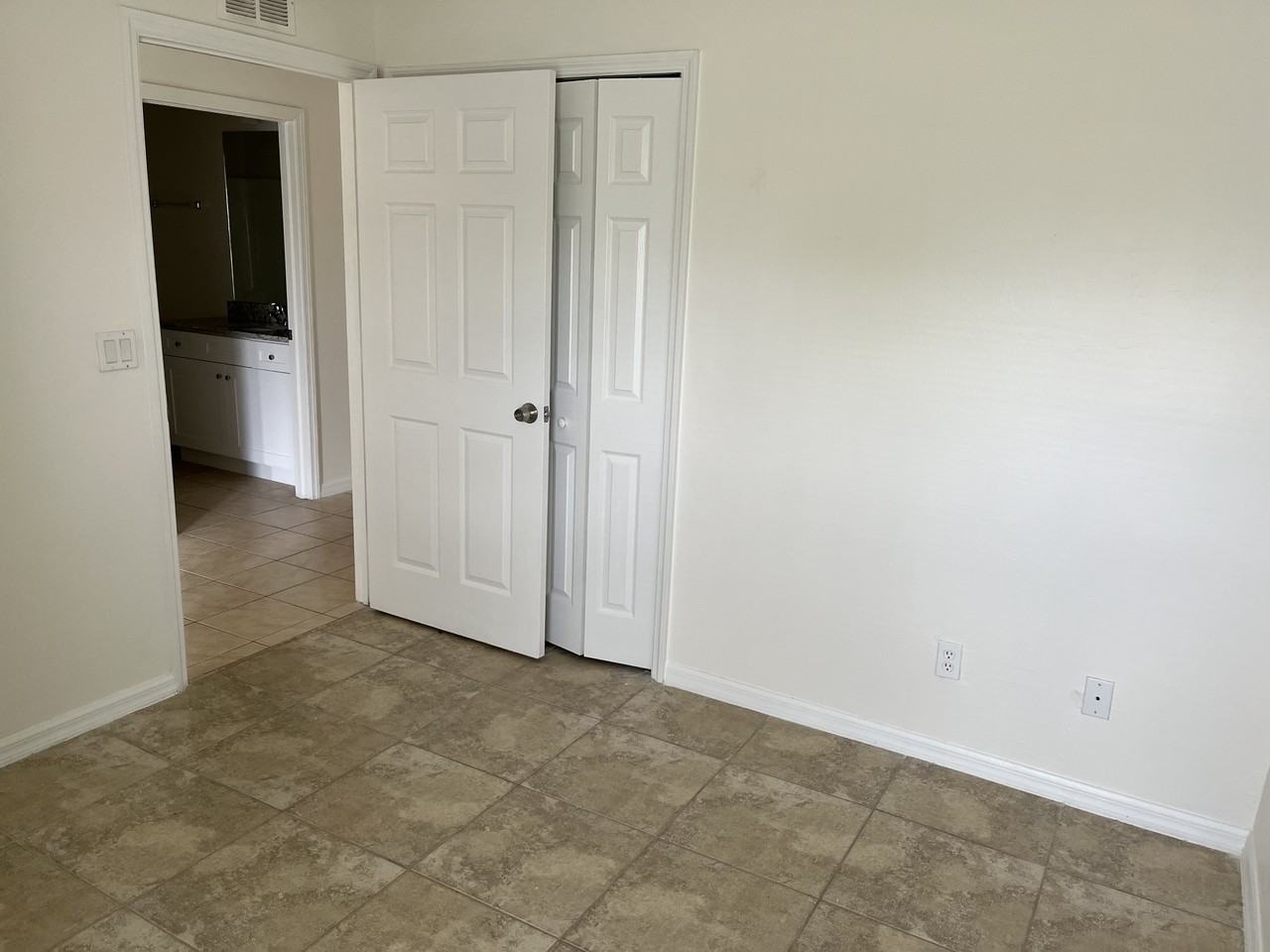 350 Bell Blvd S #NA - Photo 4 of 15