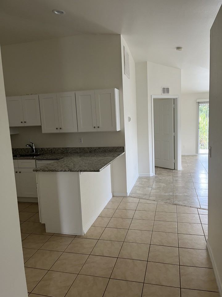 350 Bell Blvd S #NA - Photo 5 of 15