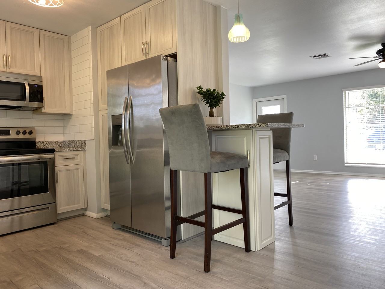 793 Bianca Dr Ne #NA - Photo 3 of 19