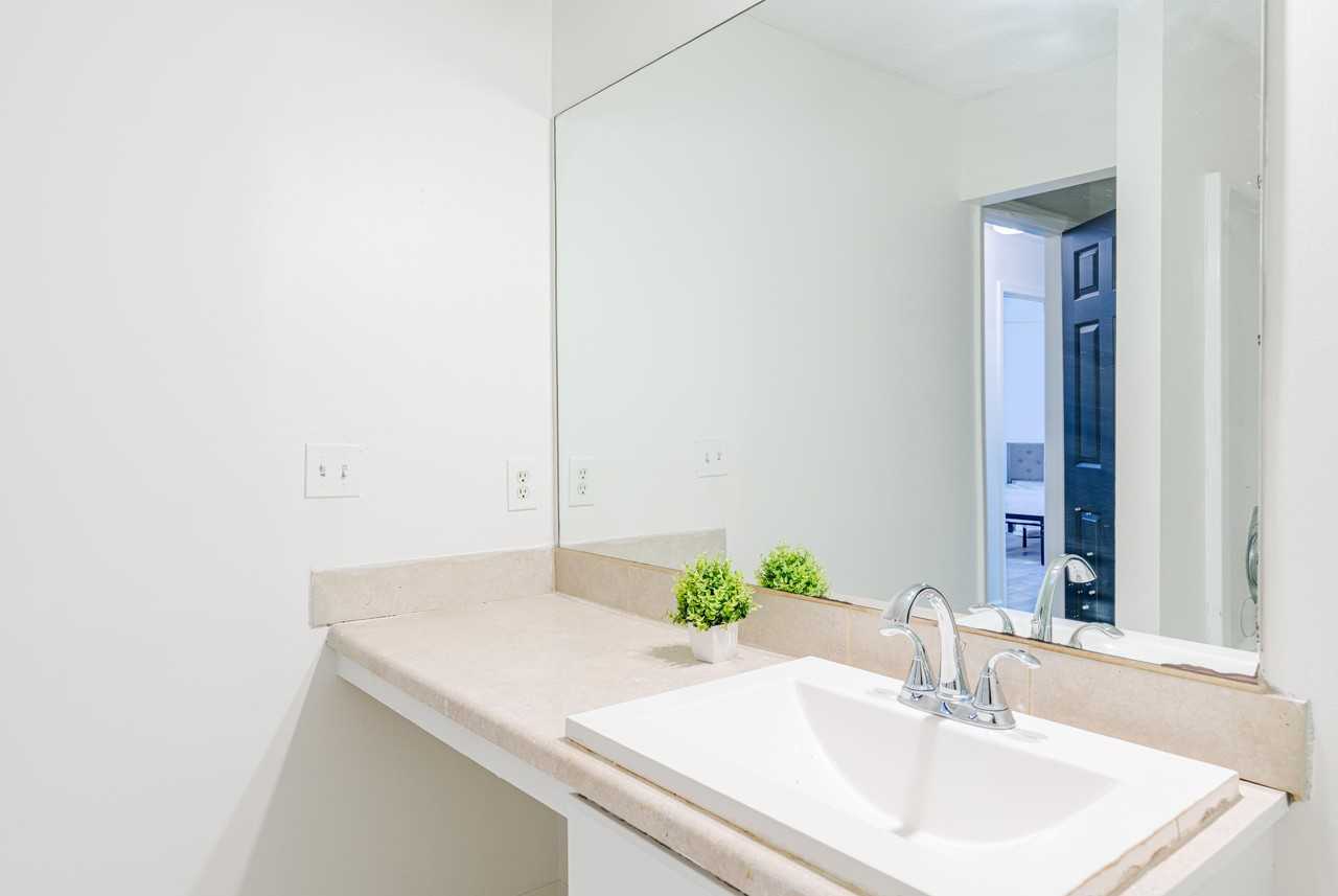 Lineview Dr - Photo 2 of 12