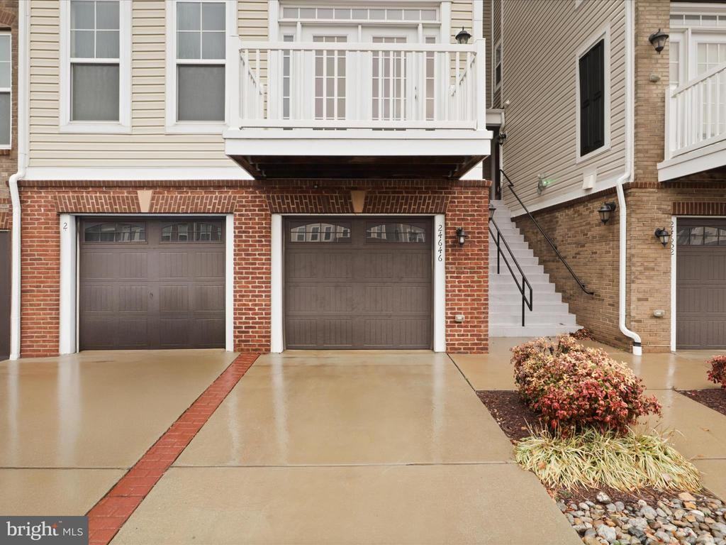 24646 Caribou Sq - Photo 2 of 23