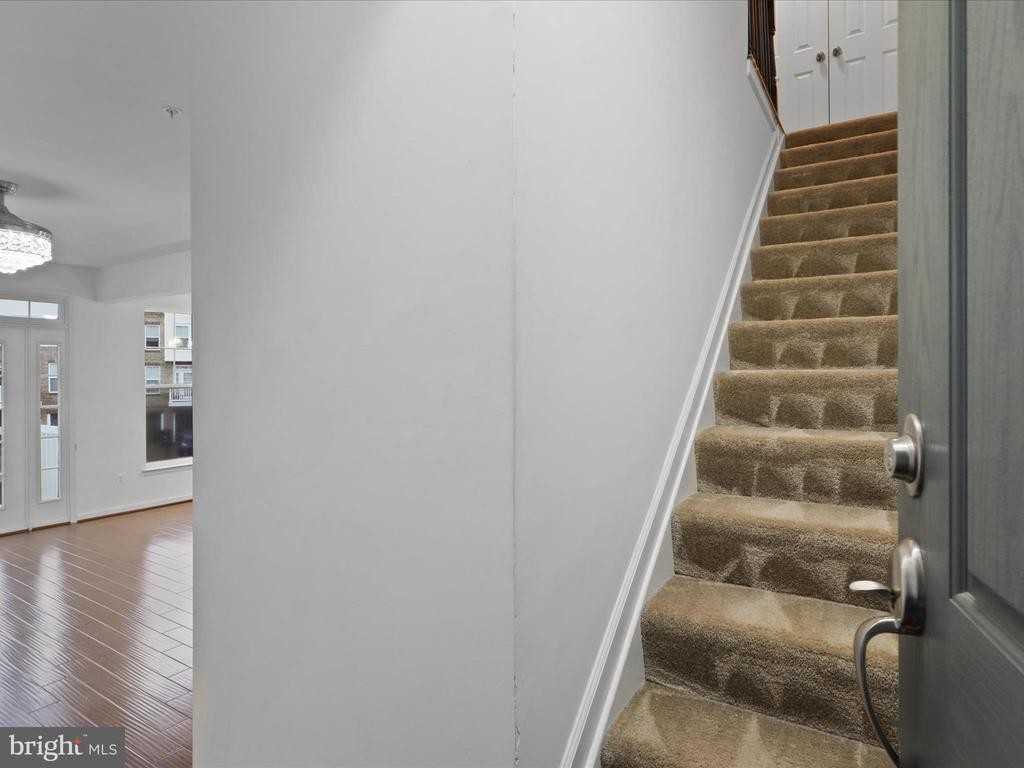 24646 Caribou Sq - Photo 3 of 23