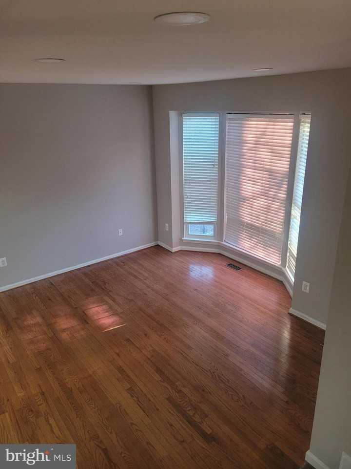 17299 Sligo Loop - Photo 3 of 8