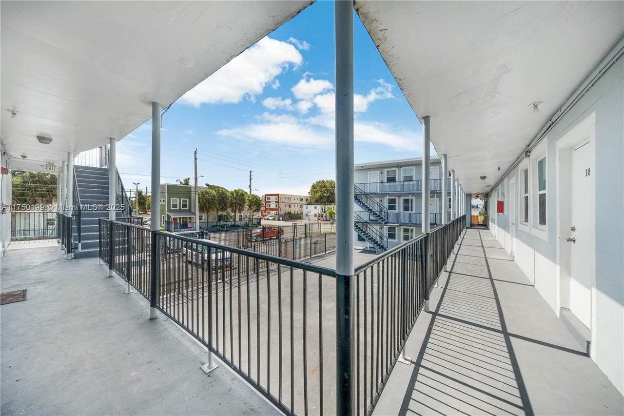 1281 Nw 61st St #2 - Photo 2 of 13