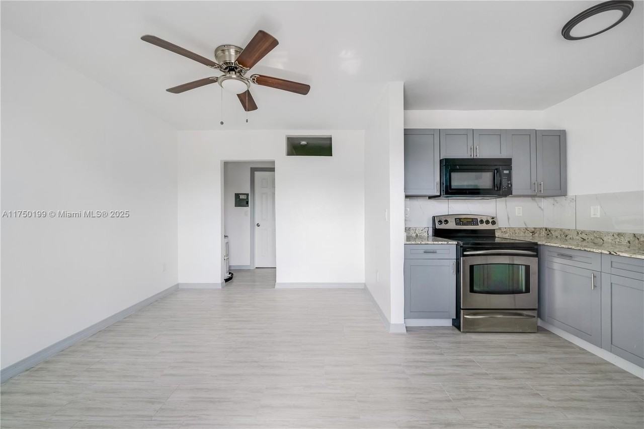 1281 Nw 61st St #2 - Photo 3 of 13