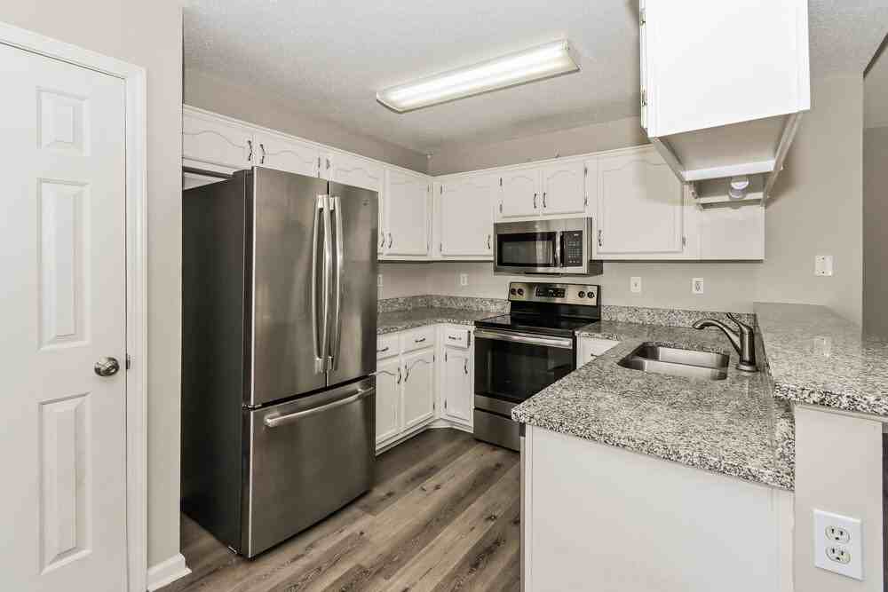 7550 Roundleaf Dr - Photo 7 of 16