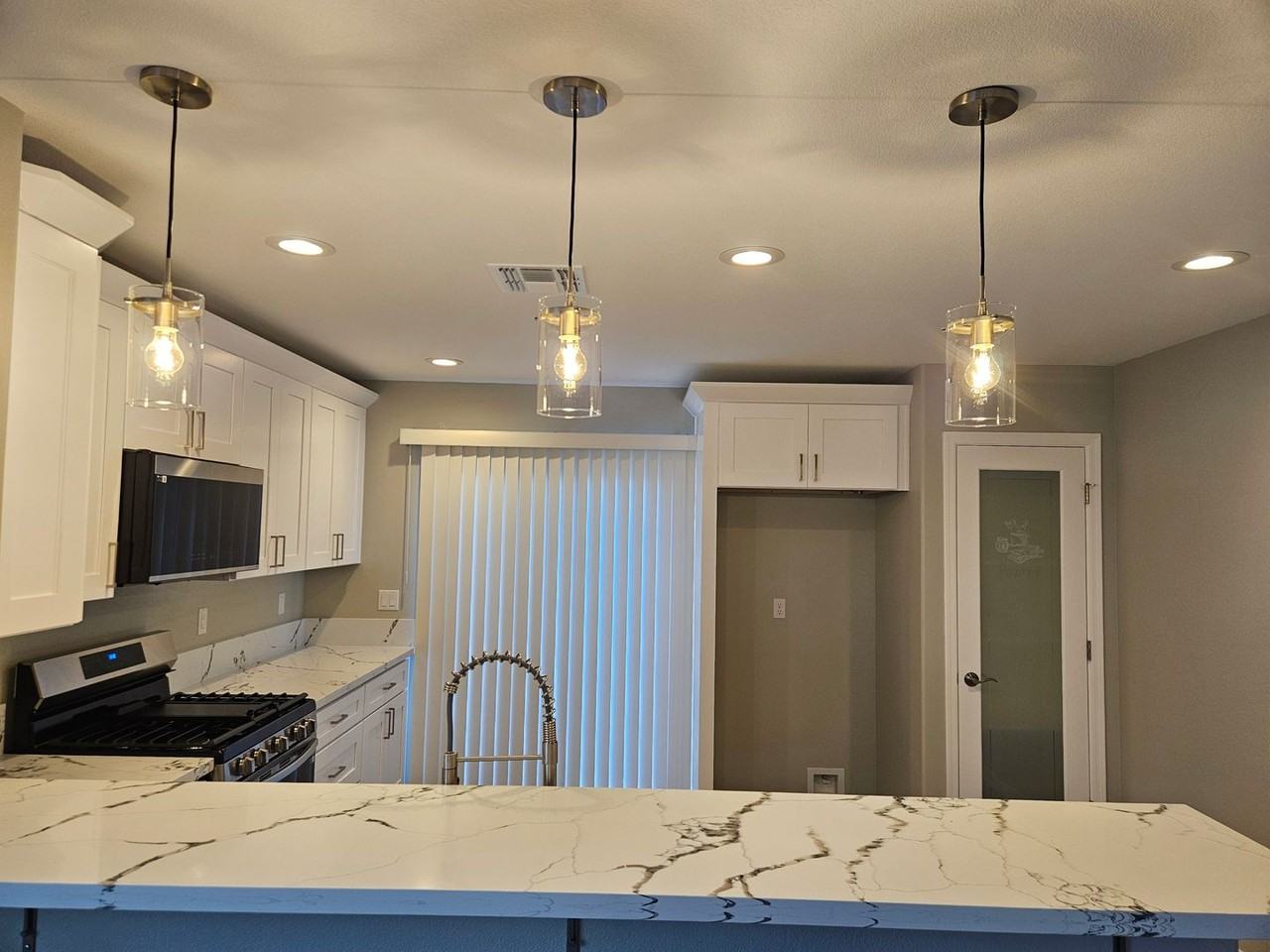 1785 Forest Dr - Photo 7 of 27