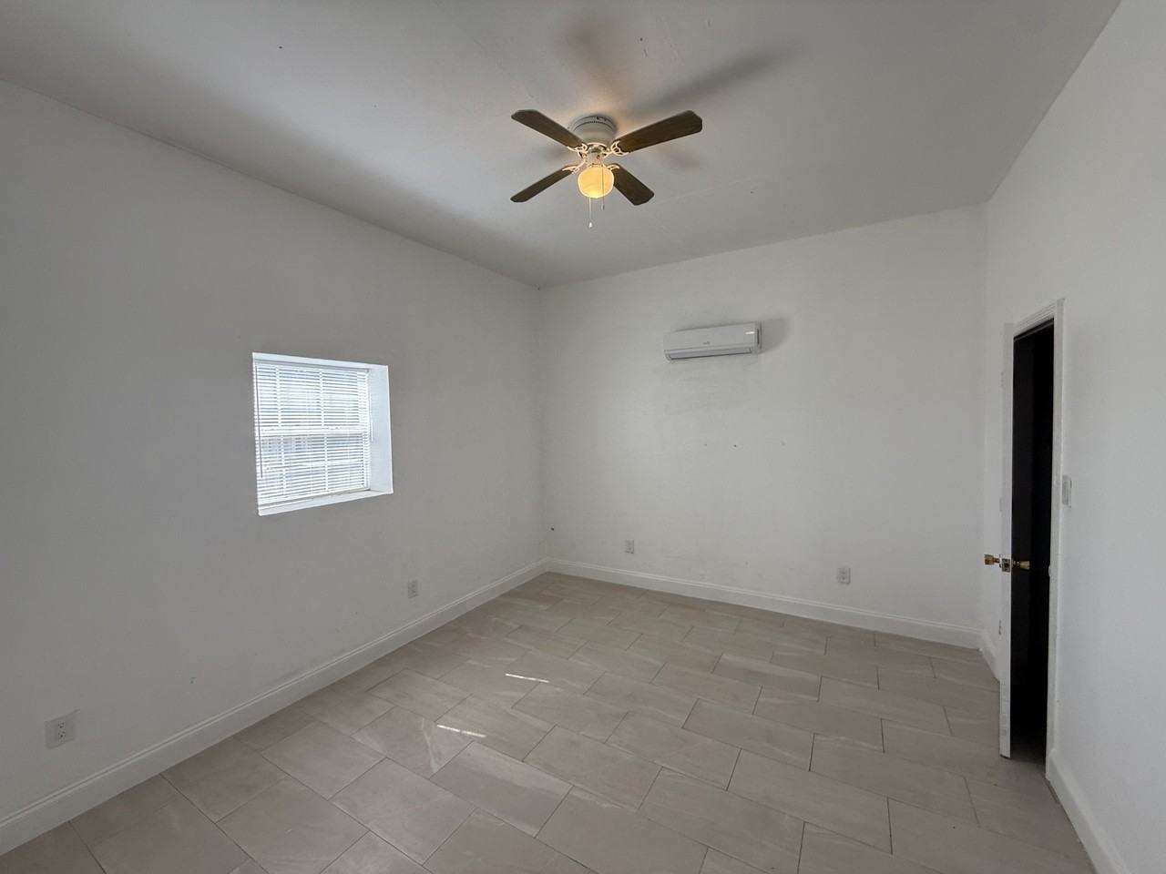 314 7th Av NE - Photo 6 of 50