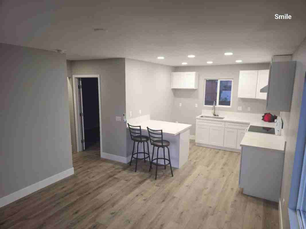 1005 Hollowell St ##A - Photo 7 of 13