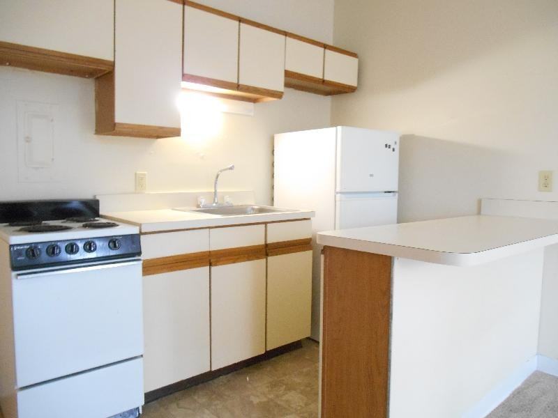 1124 Commonwealth Avenue #5 - Photo 3 of 8