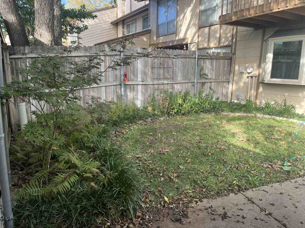 2022 Warnford Pl - Photo 3 of 32