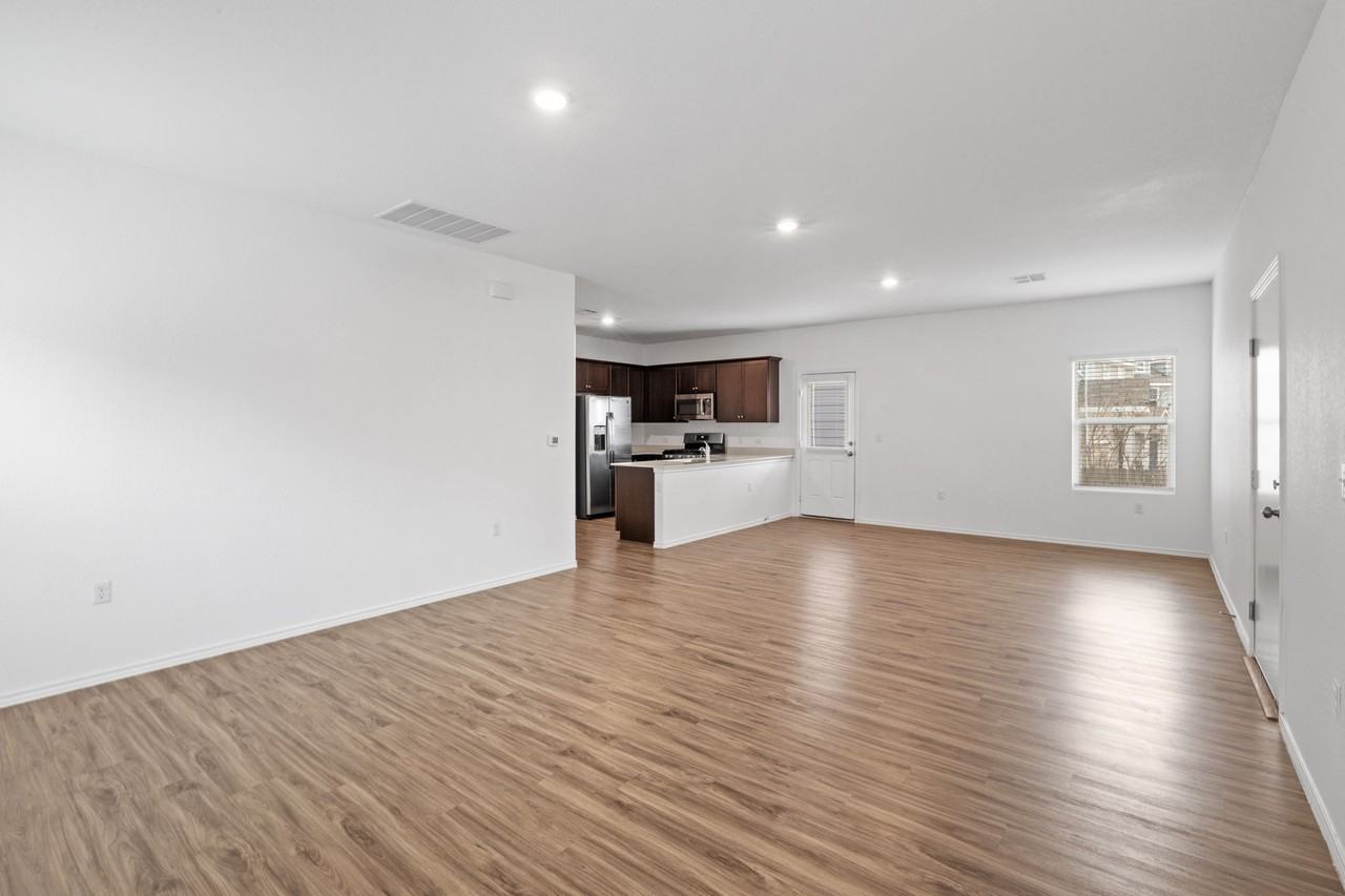 10917 Hammonds St #NA - Photo 3 of 15